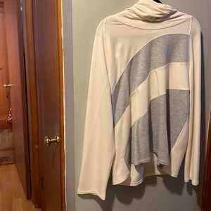 Brand New Never Worn Ralph Lauren Sweatshirt Size XL